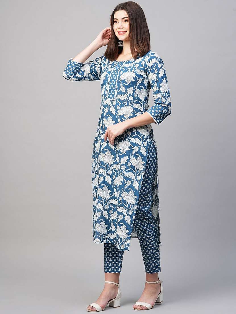 women printed three quarter sleeve kurta pant set - 22042214 -  Standard Image - 1