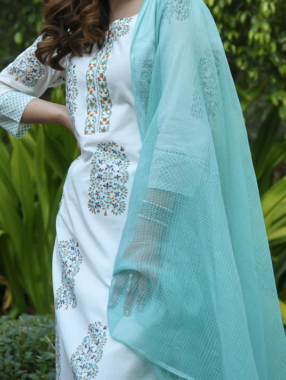 girls printed kurta and pant with dupatta set - 22042238 - Standard Image - 4
