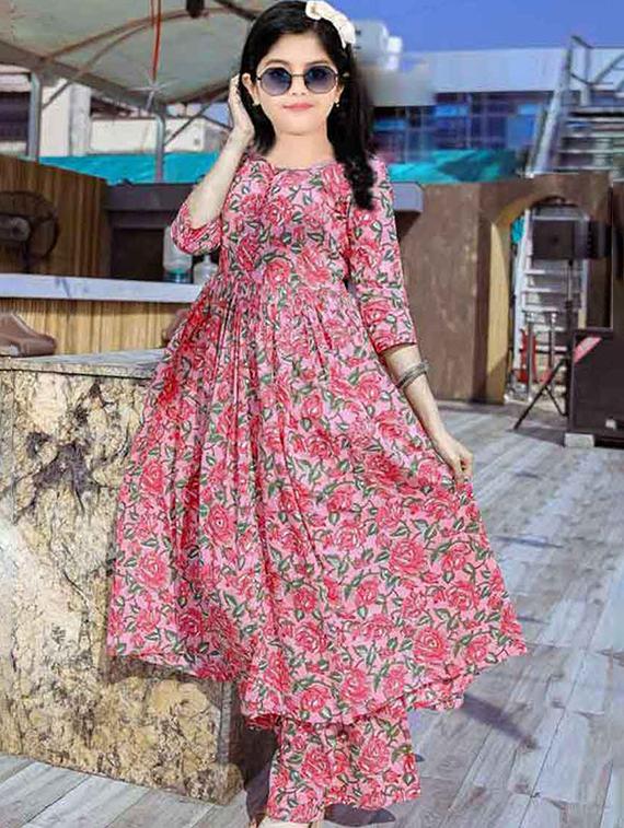 girls printed three quarter sleeve kurta and pant set - 22042267 - Zoom Image - 0
