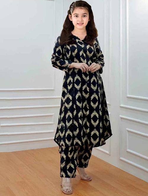 girls printed three quarter sleeve kurta and pant set  - 22042268 -  Standard Image - 0