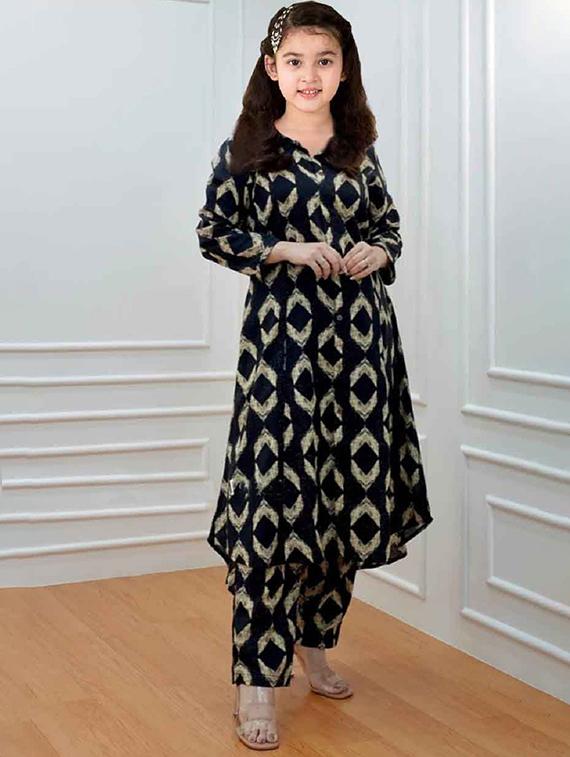 girls printed three quarter sleeve kurta and pant set  - 22042268 -  Zoom Image - 0