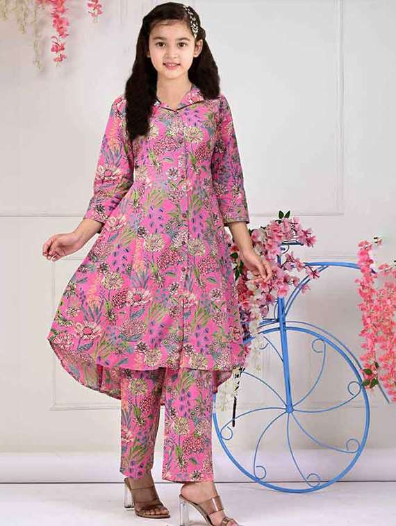 girls printed three quarter sleeve kurta and pant set 