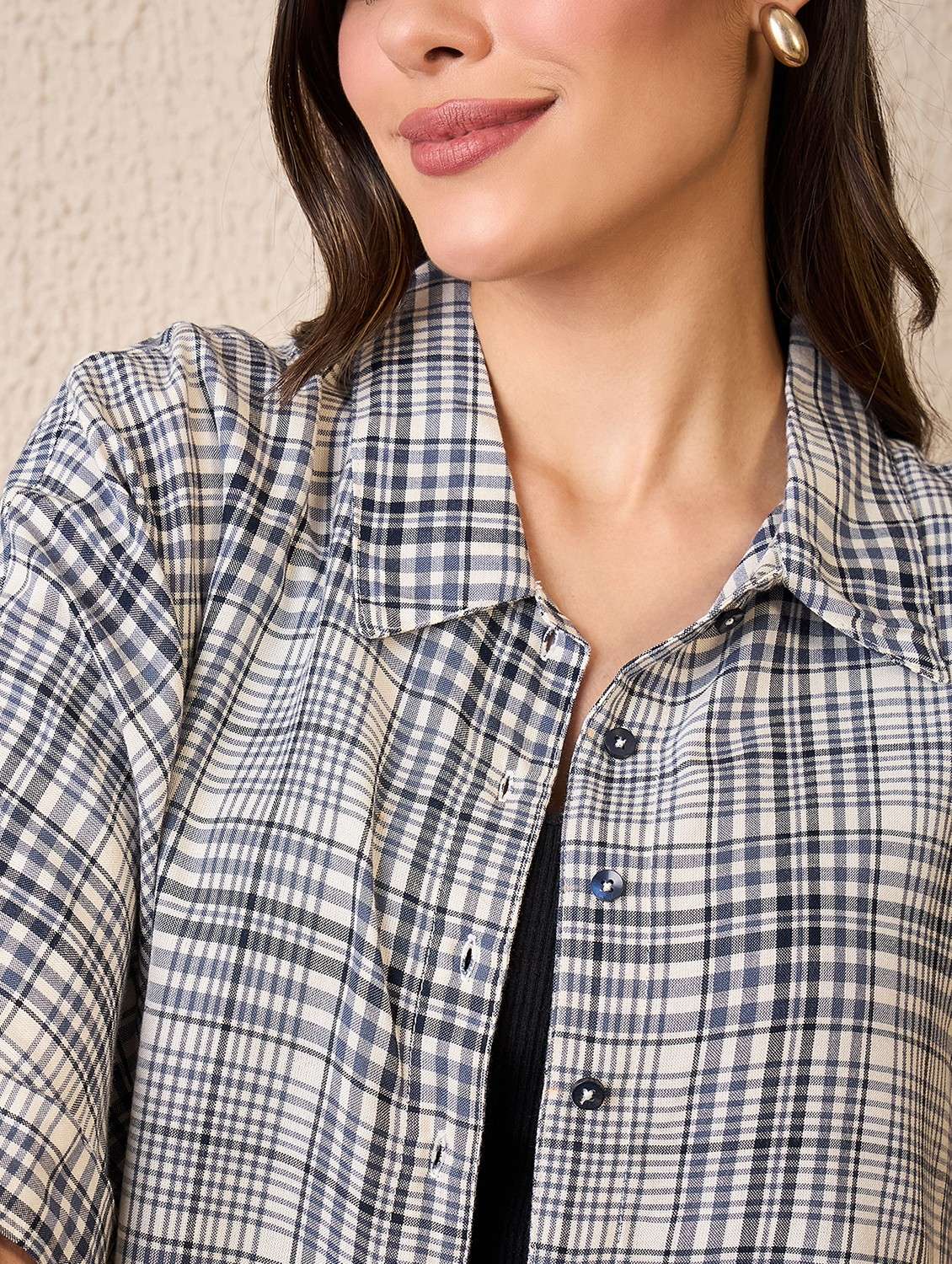 women checkered collared roll sleeve shirt - 22042414 - Standard Image - 4