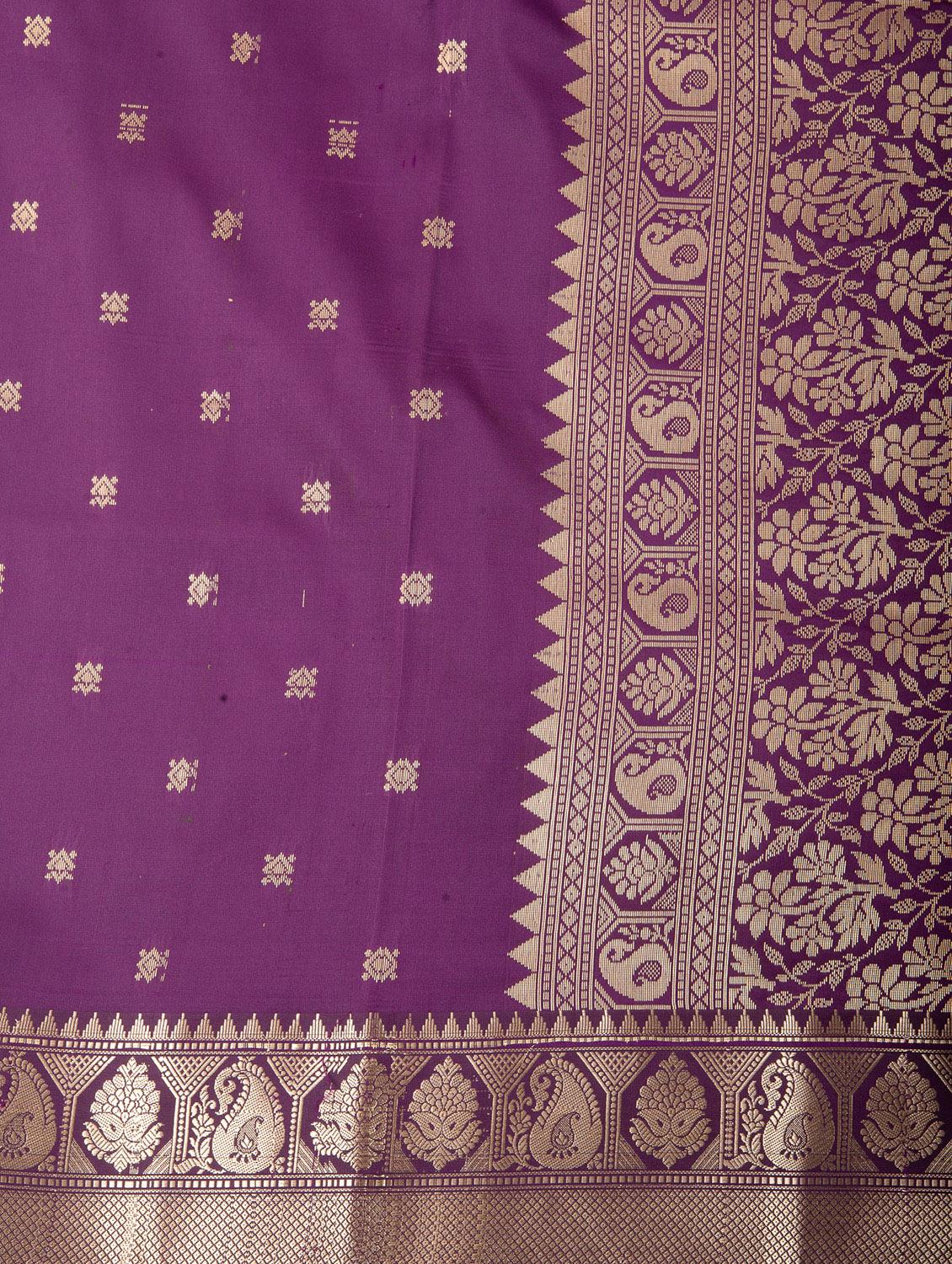 women self design banarasi saree with blouse - 22042433 - Standard Image - 4