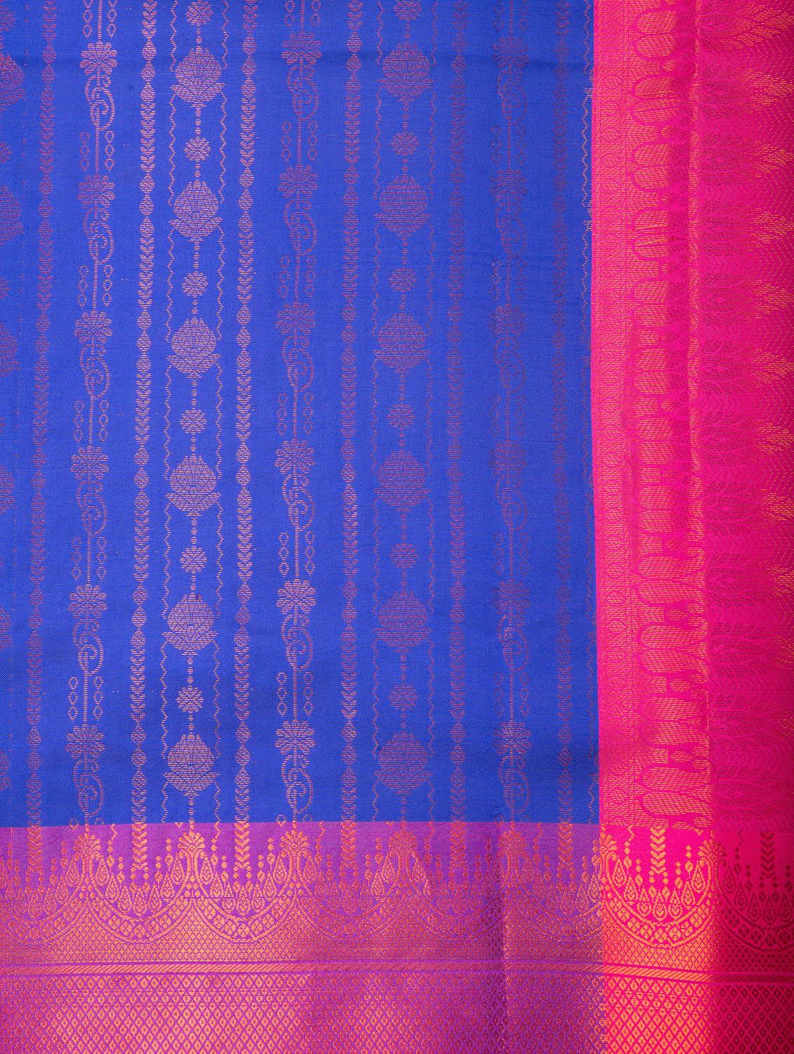 women self design banarasi saree with blouse - 22042437 - Standard Image - 4