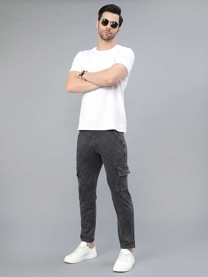 men solid mid rise regular fit cargo - 22042609 -  Standard Image - 4