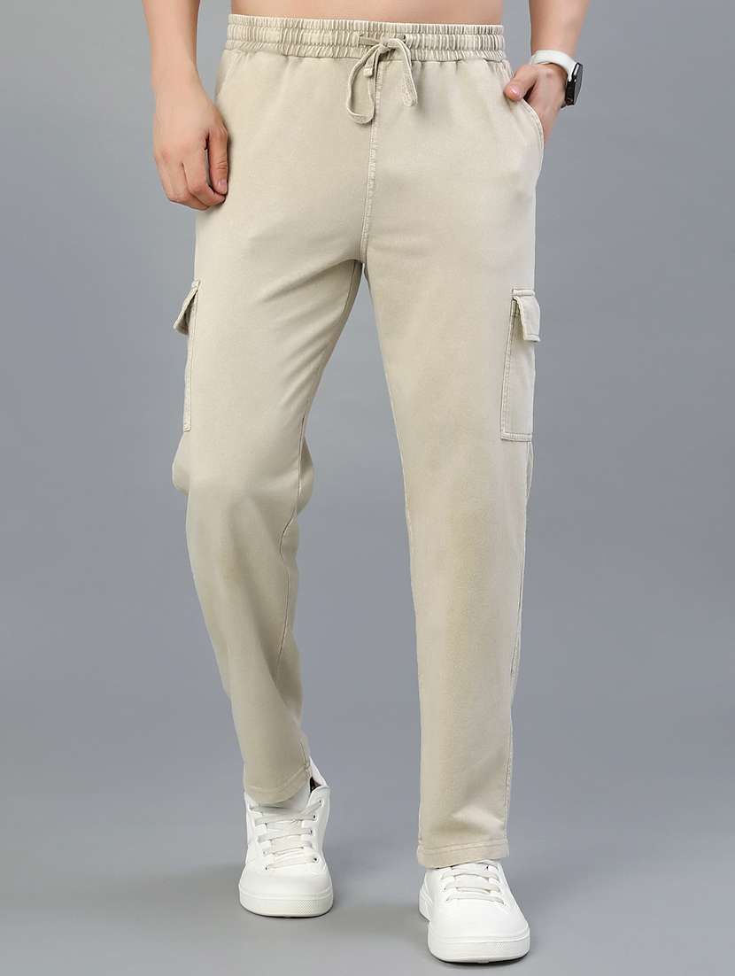 men solid mid rise regular fit cargo