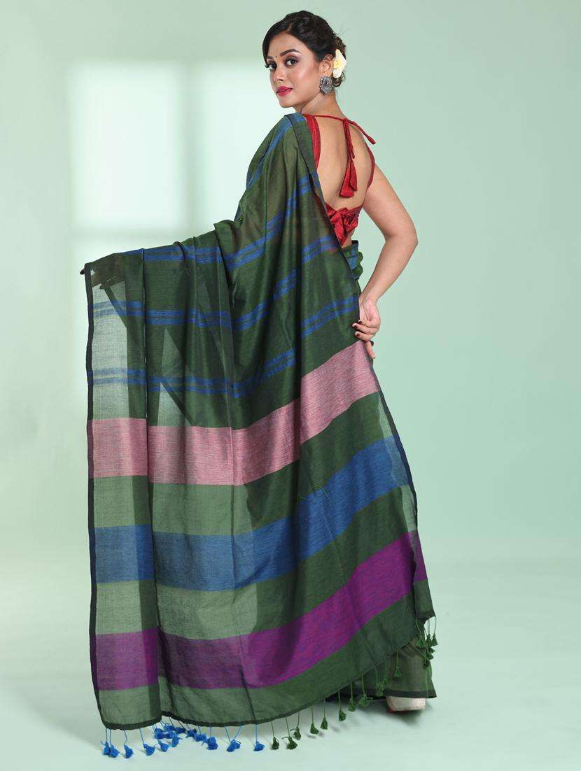 women striped handloom saree with blouse - 22042687 -  Standard Image - 1