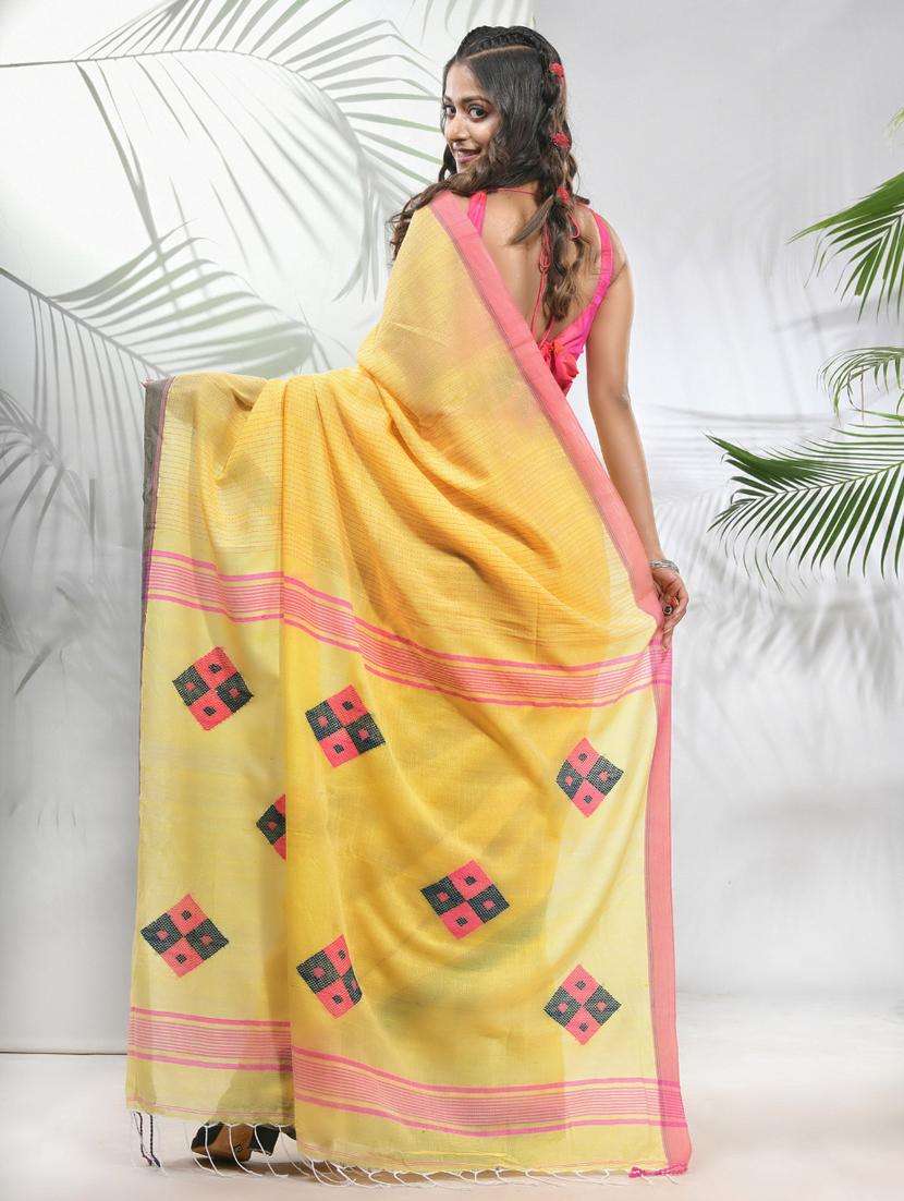 women self design handloom saree with blouse - 22042690 -  Standard Image - 1