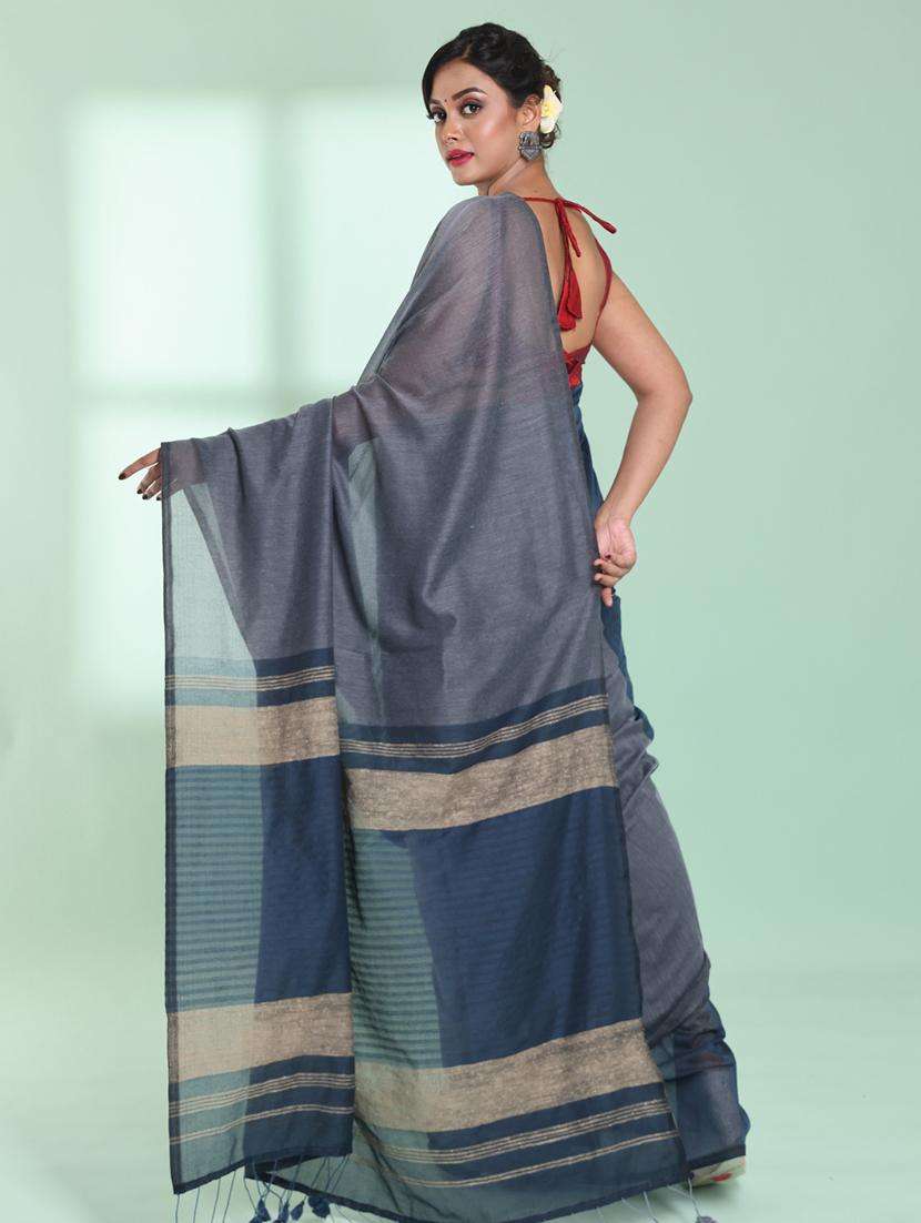 women striped handloom saree with blouse - 22042714 -  Standard Image - 1