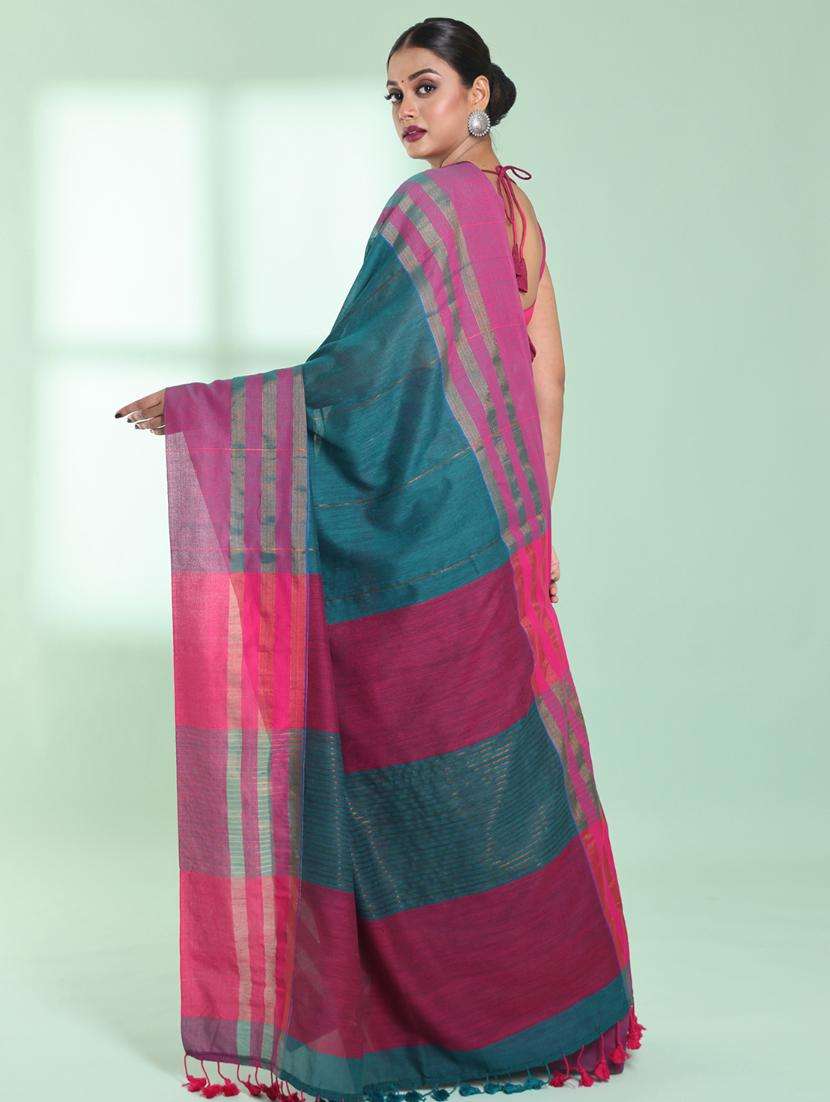 women striped handloom saree with blouse - 22042731 -  Standard Image - 1