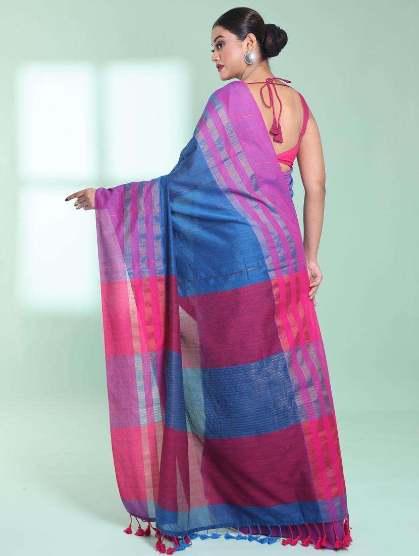 women striped handloom saree with blouse - 22042733 -  Standard Image - 1