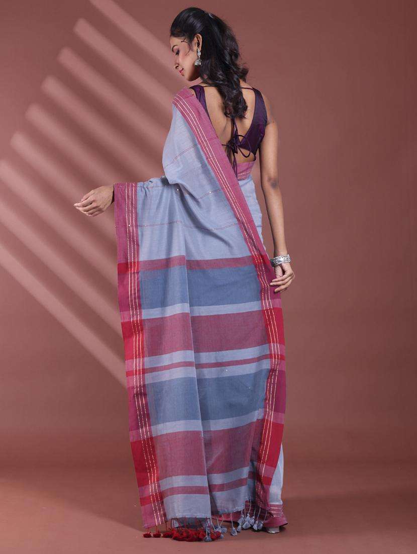 women striped handloom saree with blouse - 22042794 -  Standard Image - 1