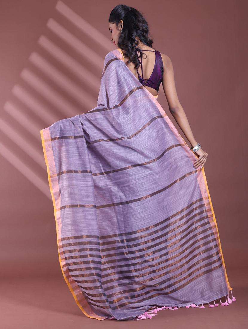 women striped handloom saree with blouse - 22042799 -  Standard Image - 1