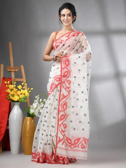 women self design handloom saree with blouse - 22042834 - Standard Image - 0