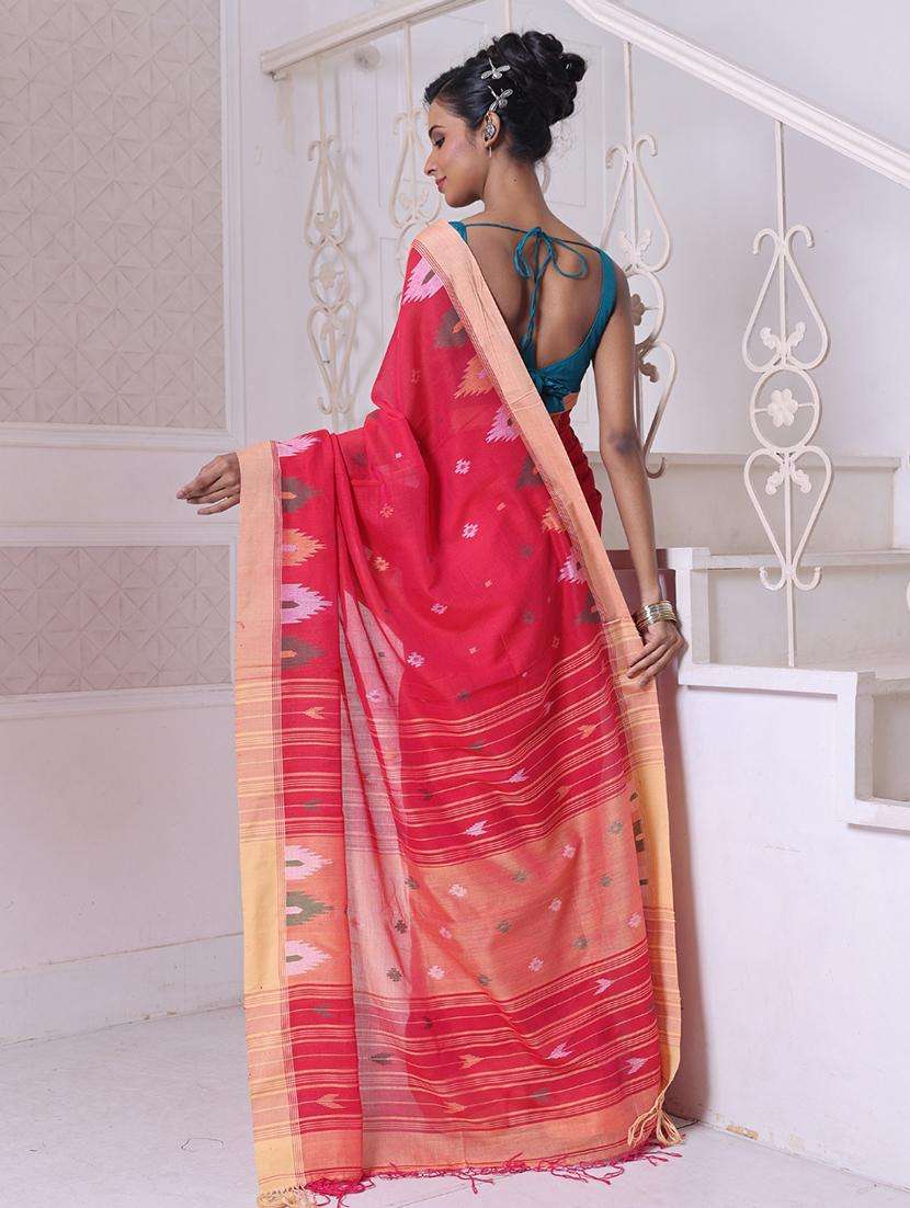 women self design handloom saree with blouse - 22042858 -  Standard Image - 1