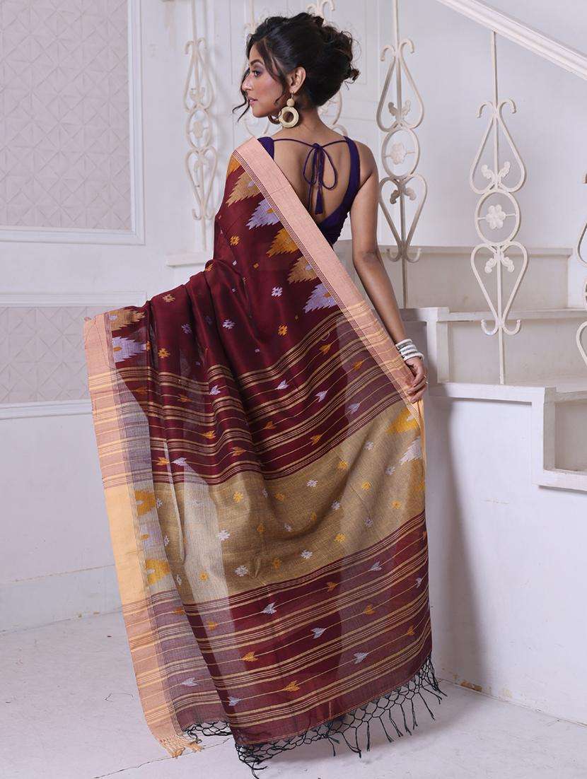 women self design handloom saree with blouse - 22042859 -  Standard Image - 1
