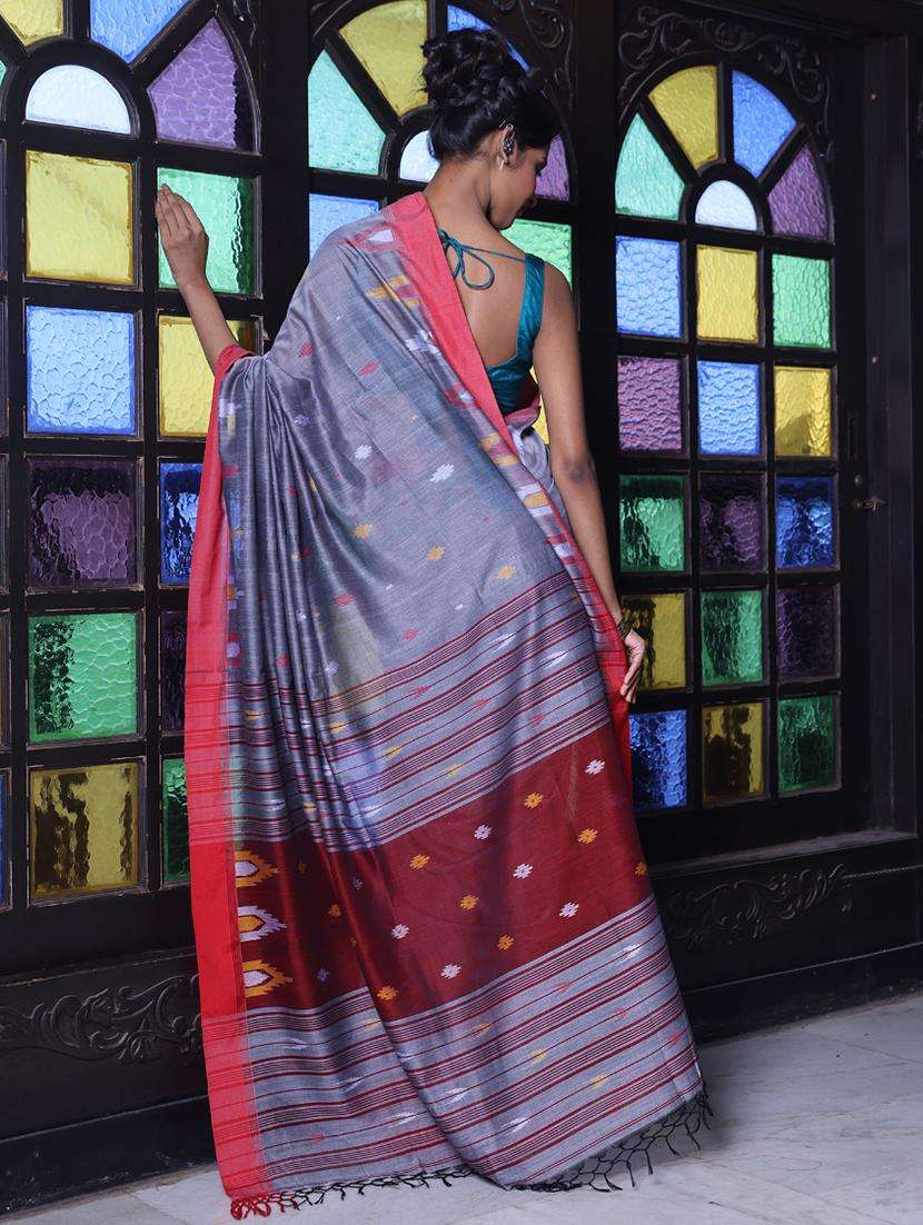 women self design handloom saree with blouse - 22042860 -  Standard Image - 1