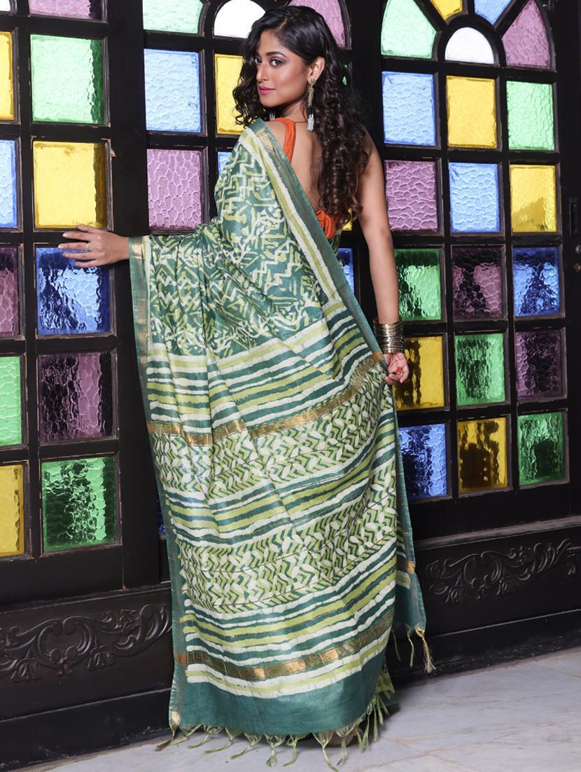 women printed casual wear saree with blouse - 22042885 - Standard Image - 1