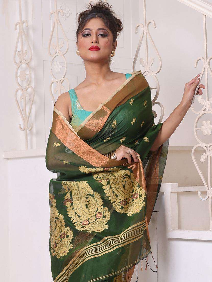 women self design handloom saree with blouse - 22042897 - Standard Image - 1