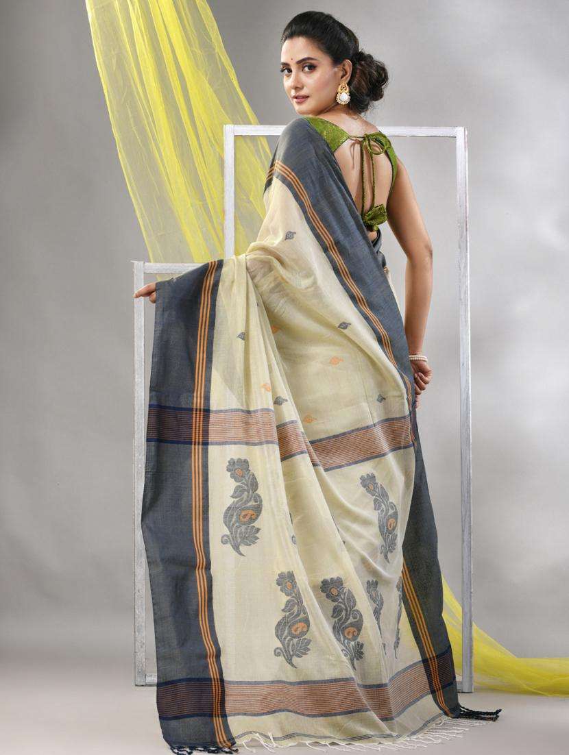 women self design handloom saree with blouse - 22042930 -  Standard Image - 1