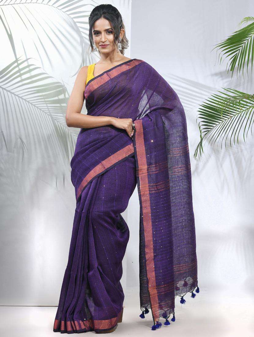 women self design handloom saree with blouse