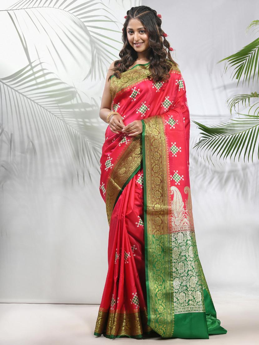 women self design banarasi saree with blouse - 22042940 - Zoom Image - 0