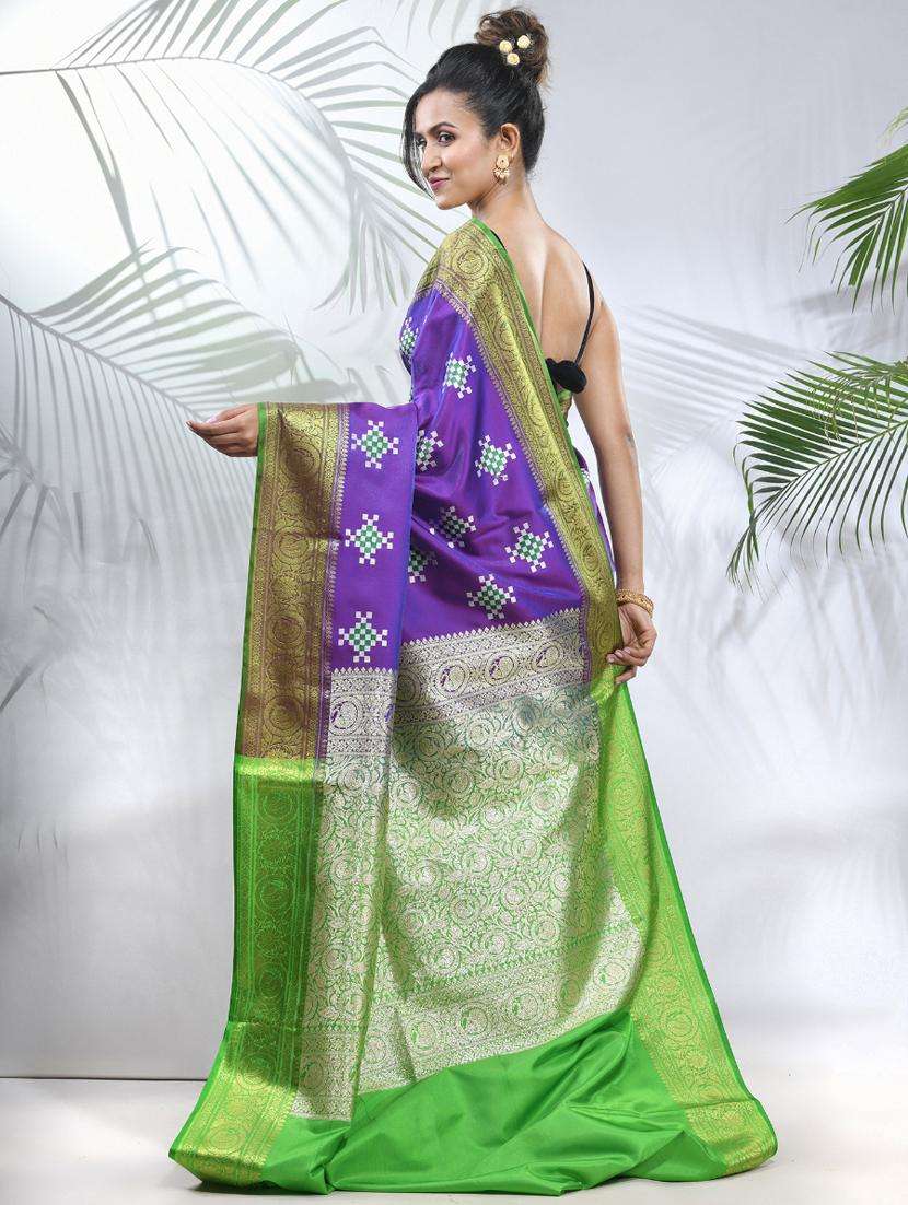 women self design banarasi saree with blouse - 22042945 - Standard Image - 1