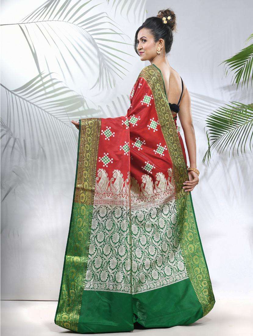 women self design banarasi saree with blouse - 22042950 -  Standard Image - 1