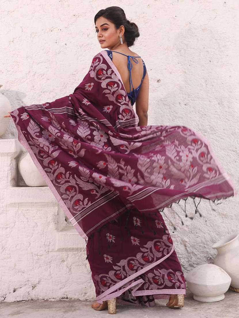 women self design handloom saree with blouse - 22042959 -  Standard Image - 1