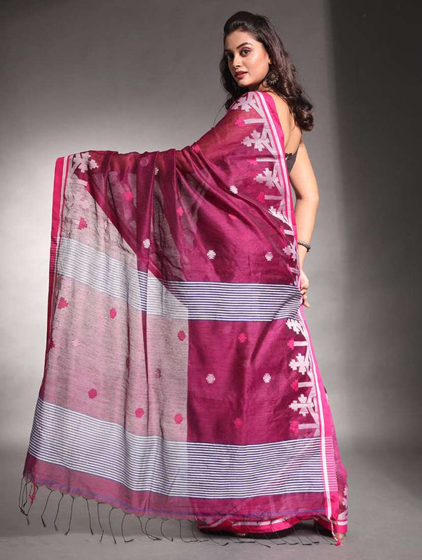 women self design handloom saree with blouse - 22042960 -  Standard Image - 1