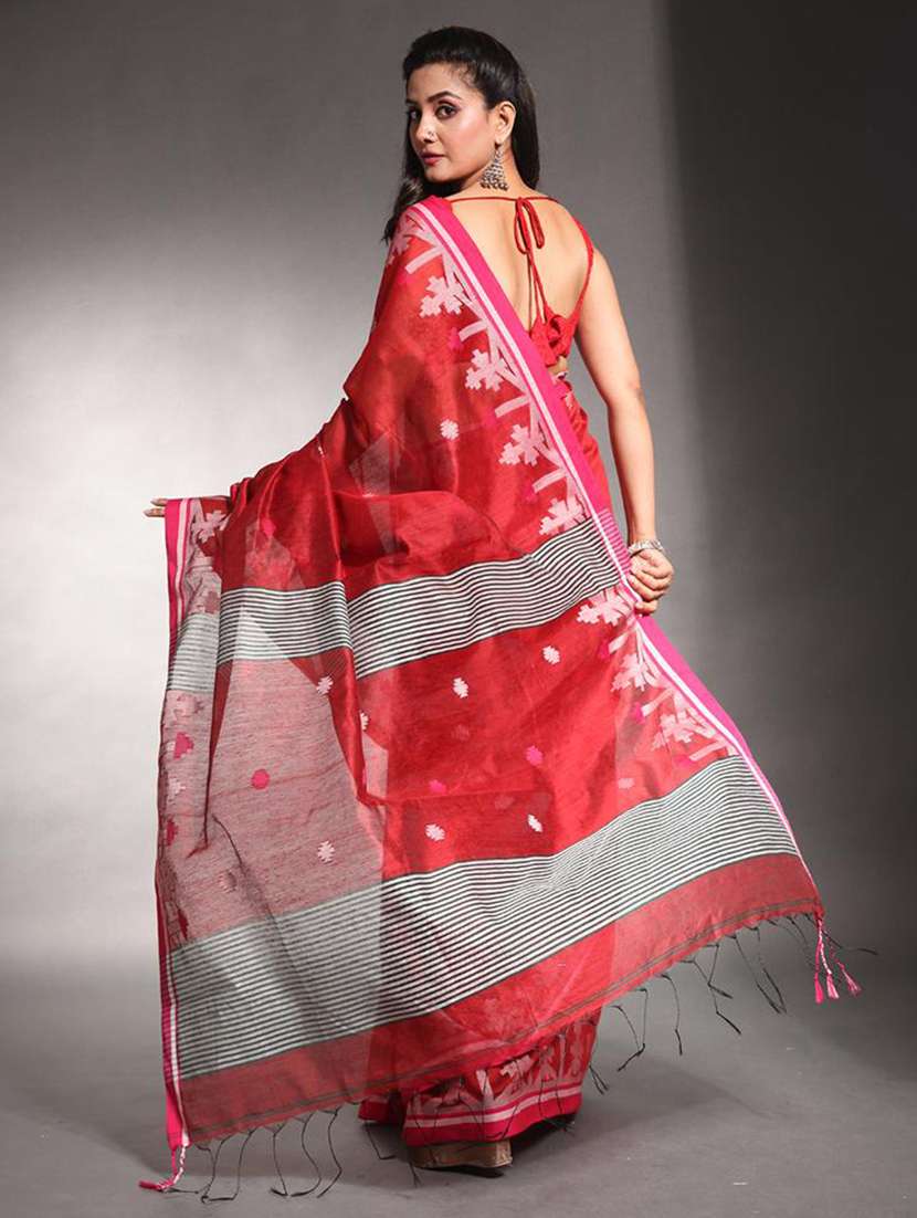women self design handloom saree with blouse - 22042962 -  Standard Image - 1