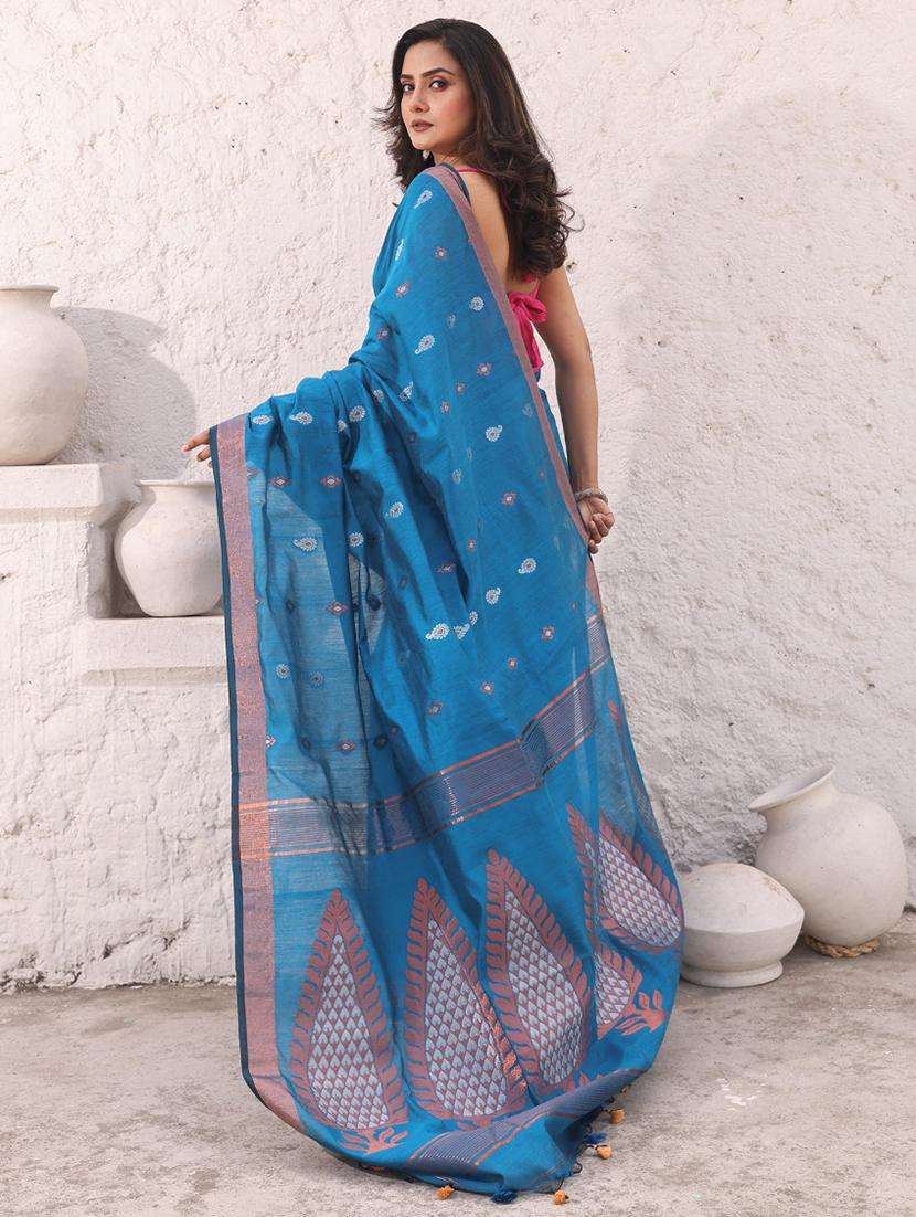 women self design handloom saree with blouse - 22043006 -  Standard Image - 1