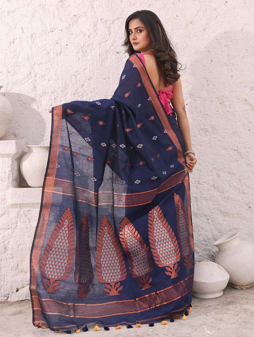 women self design handloom saree with blouse - 22043007 -  Standard Image - 1