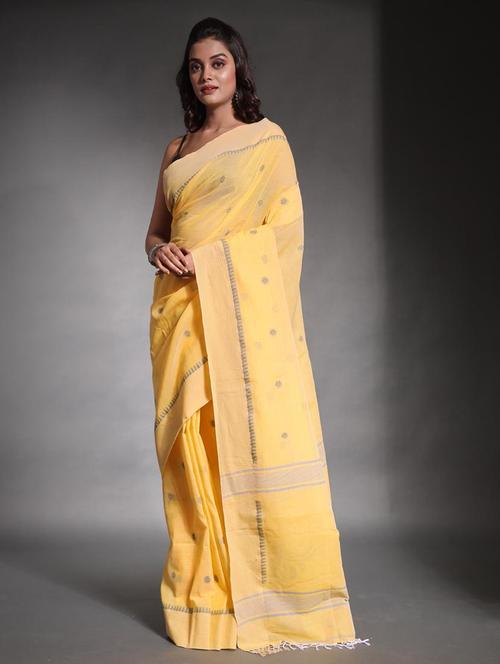 women self design handloom saree with blouse - 22043019 - Standard Image - 0