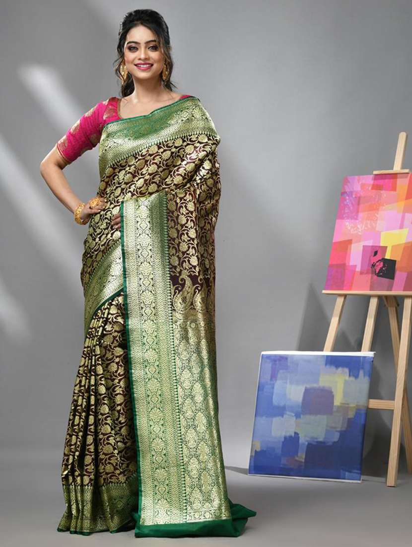 women self design banarasi saree with blouse