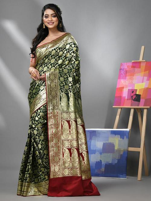 women self design banarasi saree with blouse - 22043059 - Standard Image - 0