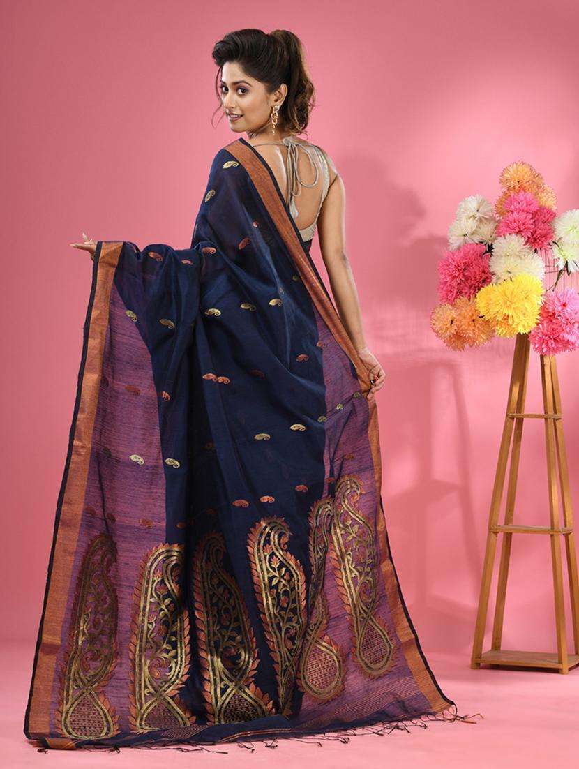women self design handloom saree with blouse - 22043076 -  Standard Image - 1