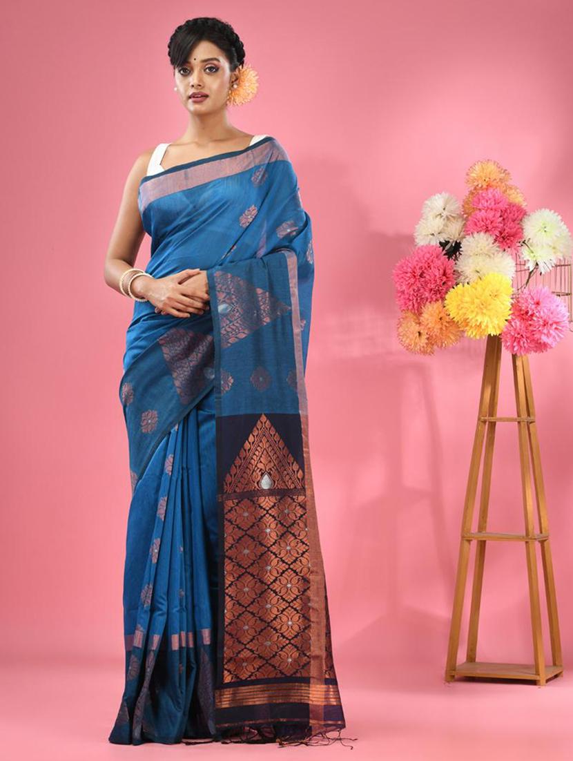 women self design handloom saree with blouse - 22043087 -  Zoom Image - 0