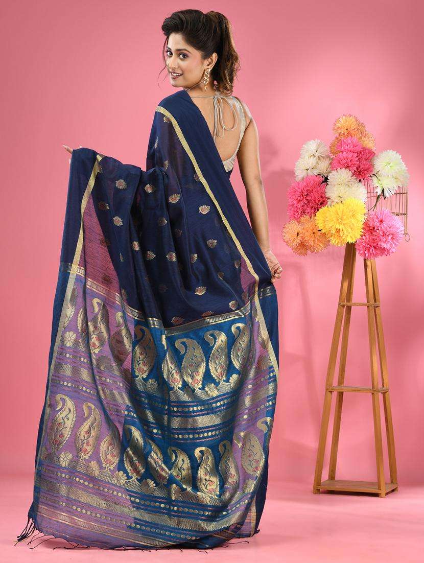 women self design handloom saree with blouse - 22043092 -  Standard Image - 1