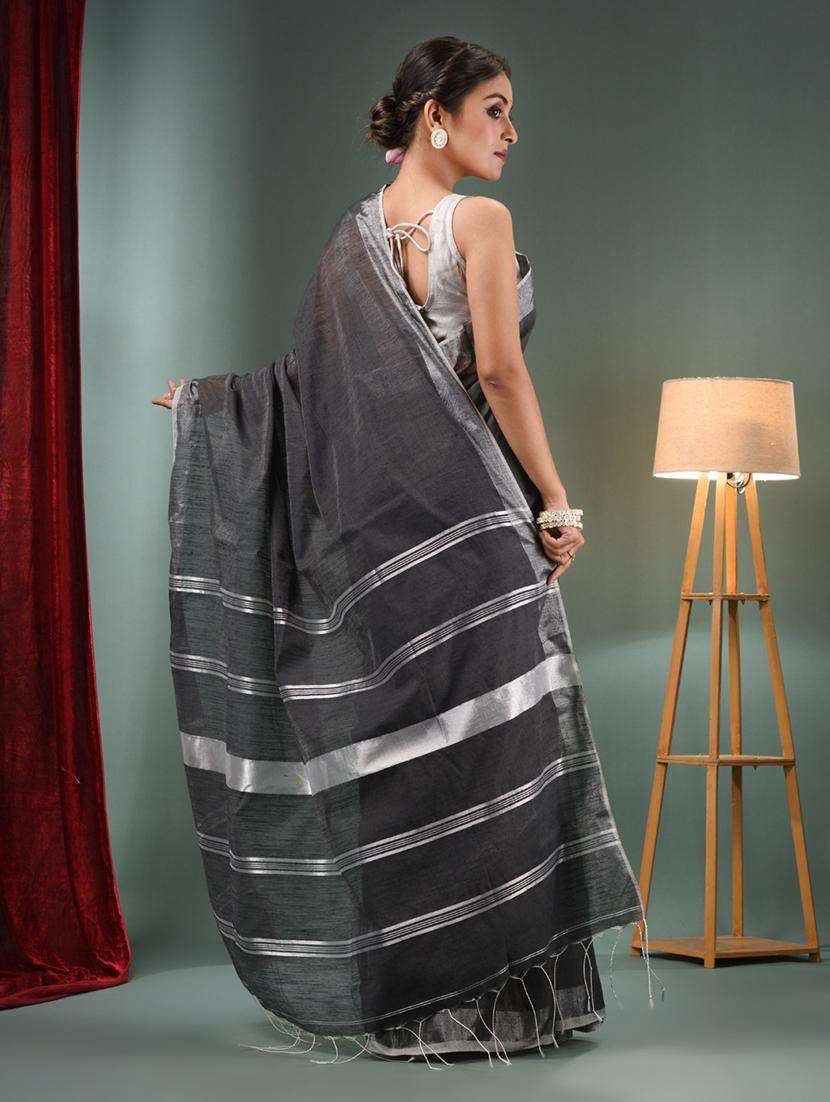 women solid handloom saree with blouse - 22043099 -  Standard Image - 1