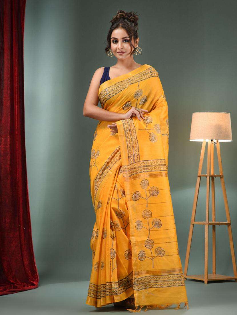 women printed handloom saree with blouse