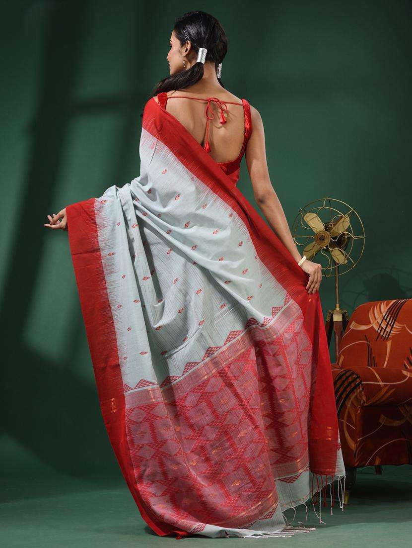 women self design handloom saree with blouse - 22043164 -  Standard Image - 1