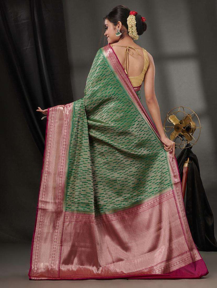 women self design bordered saree with blouse - 22043186 -  Standard Image - 1