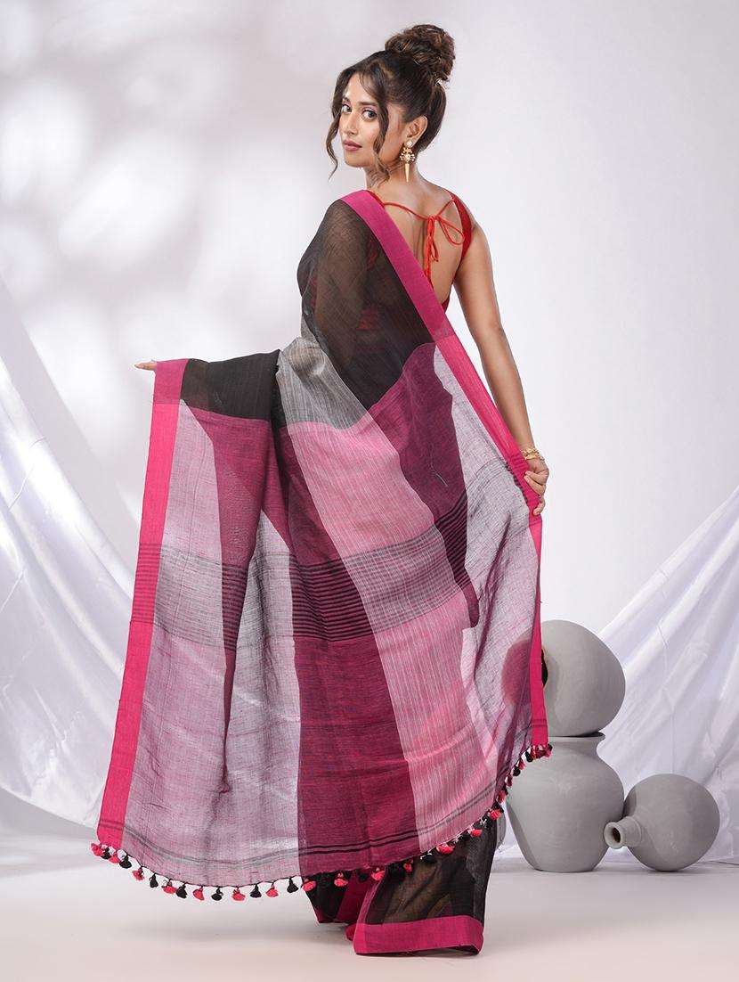 women color block handloom saree with blouse - 22043206 - Standard Image - 1