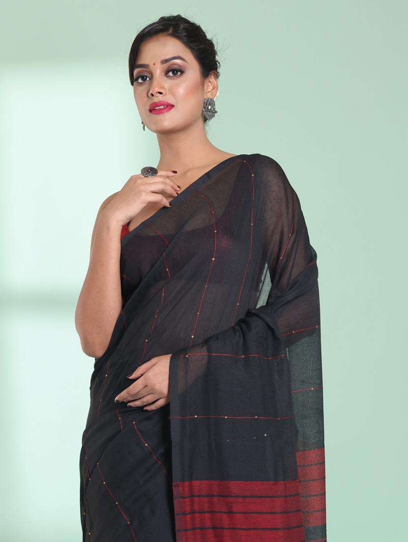 women self design handloom saree with blouse - 22043220 -  Standard Image - 1
