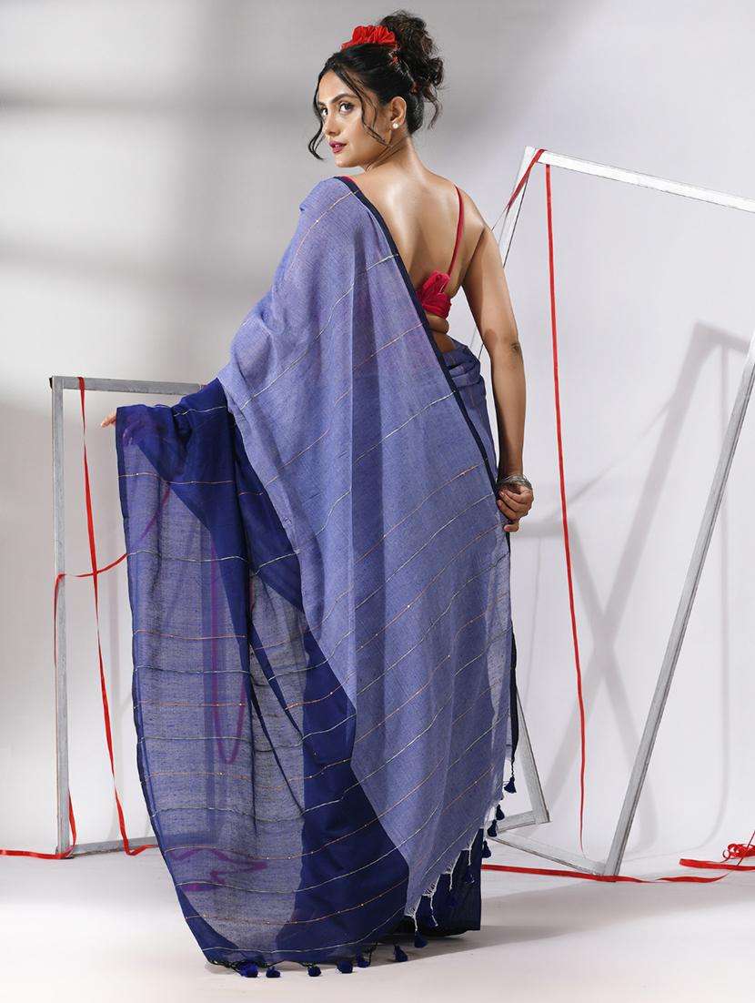 women striped handloom saree with blouse - 22043238 -  Standard Image - 1