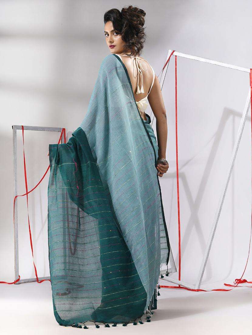 women striped handloom saree with blouse - 22043243 -  Standard Image - 1
