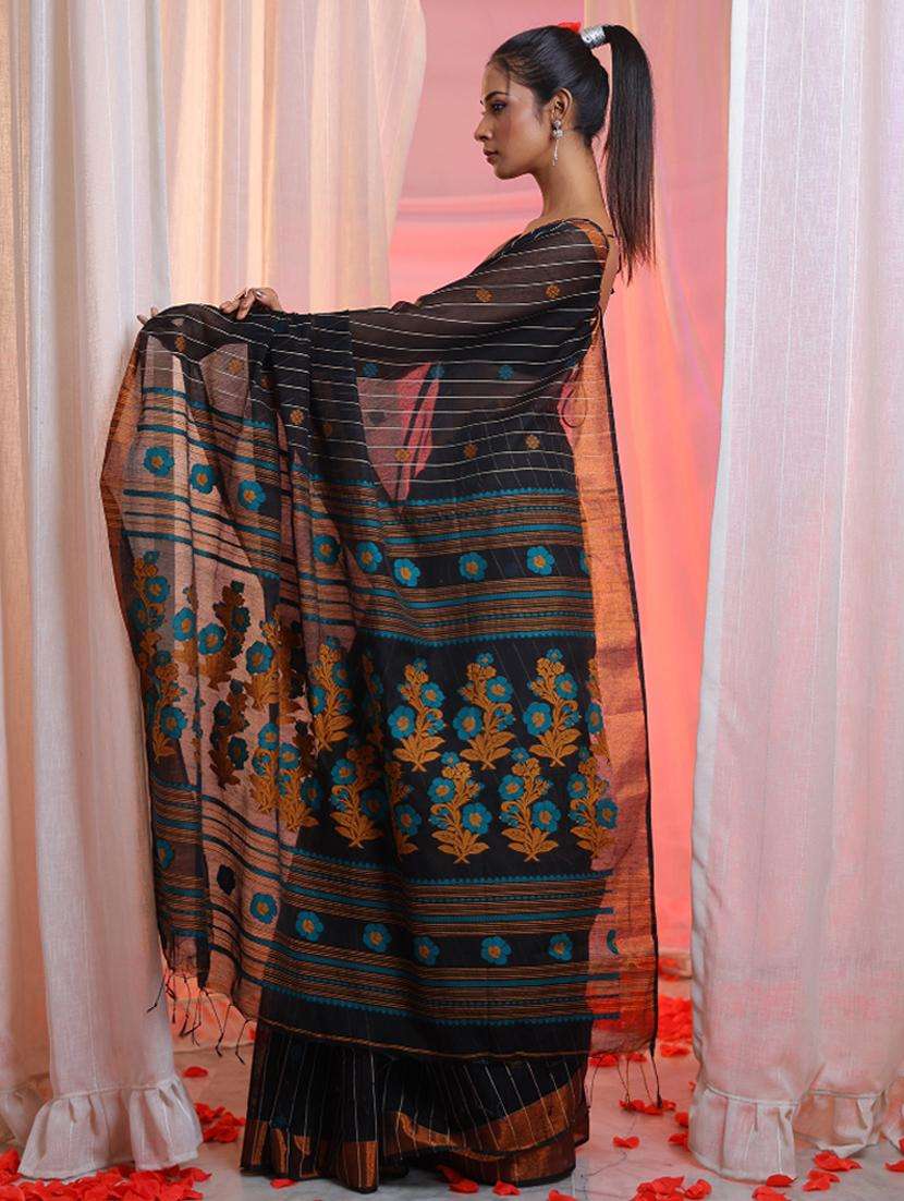 women self design handloom saree with blouse - 22043378 -  Standard Image - 1