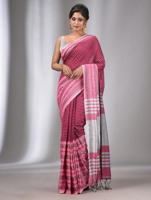 women striped handloom saree with blouse - 22043422 - Standard Image - 0